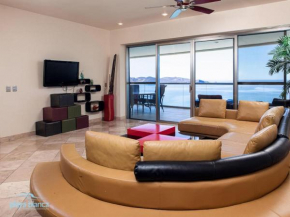 Oceanview Condo feat Resort Amenities